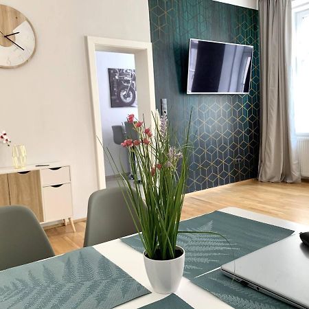 Premium Apartment Am Einsiedlerpark Bécs Kültér fotó